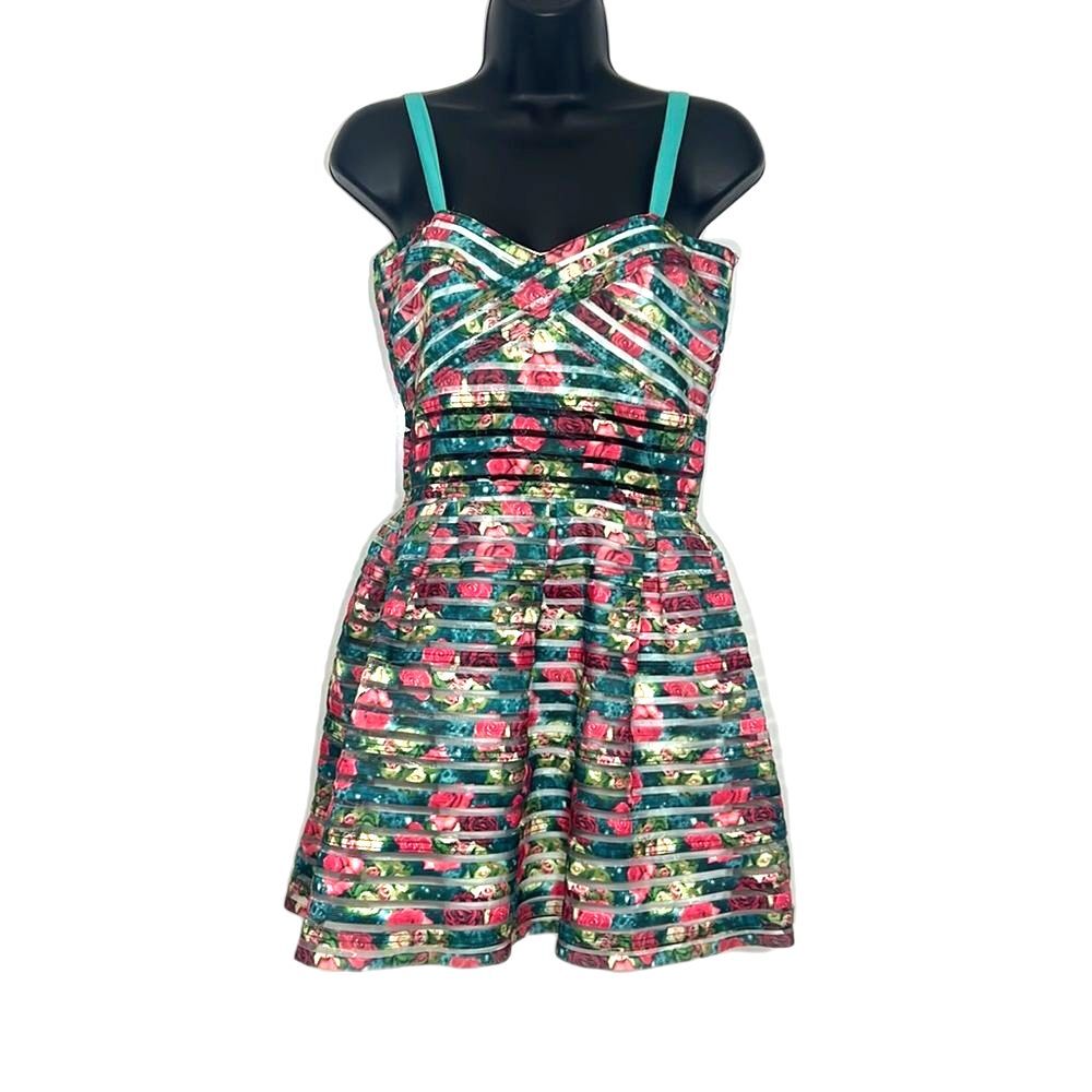 La Reyna Fit & Flare Tank Floral Dress Multi Color Size Large